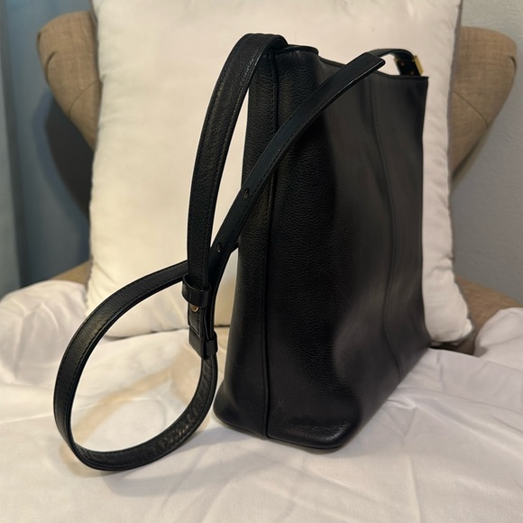 Black Leather Nova Check Burberry with adjustable strap - Picture 2 of 7